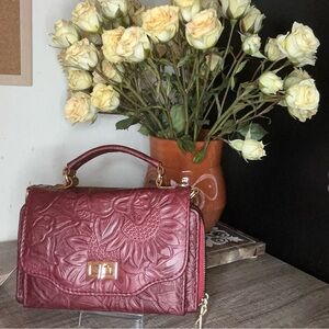 Embossed Floral Leather Satchel Bag - Wine